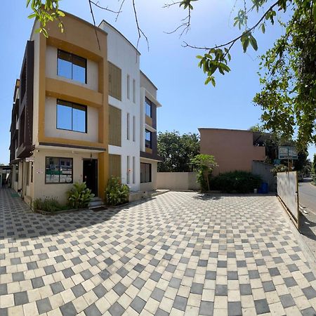 Devka House Hotel Daman Kültér fotó