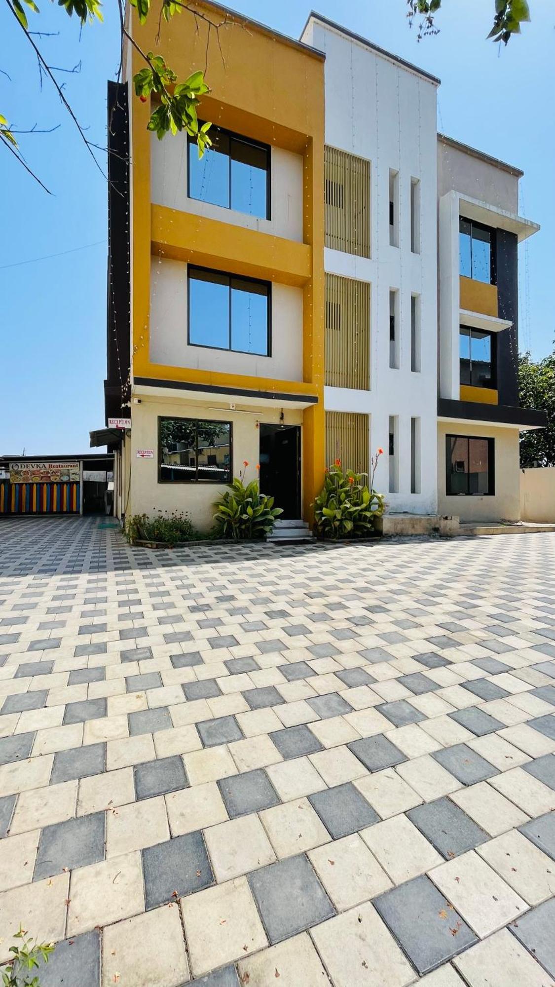 Devka House Hotel Daman Kültér fotó